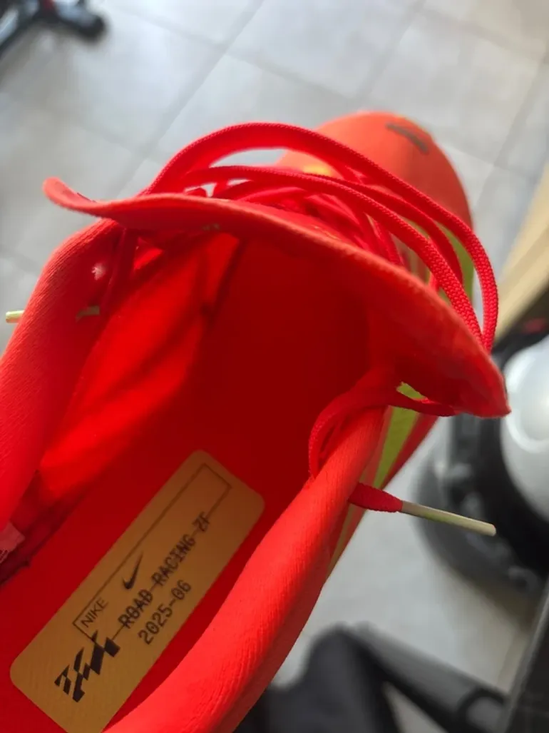 Used Nike Zoom Fly 6 bike — image 3 of 4