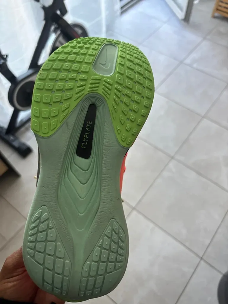 Used Nike Zoom Fly 6 bike — image 2 of 4