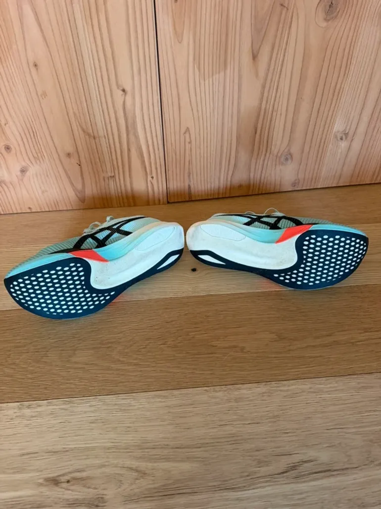 Gebrauchtes Asics Metaspeed Edge Paris bike — Bild 3 von 3