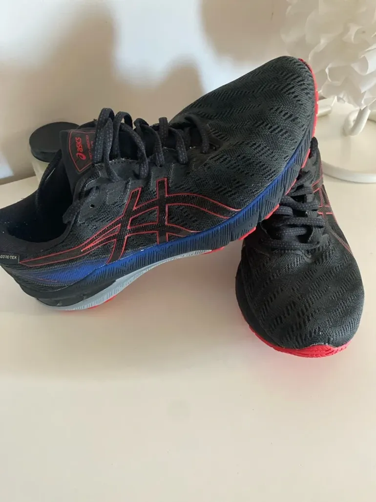 Used Asics GT 2000 bike — image 2 of 4