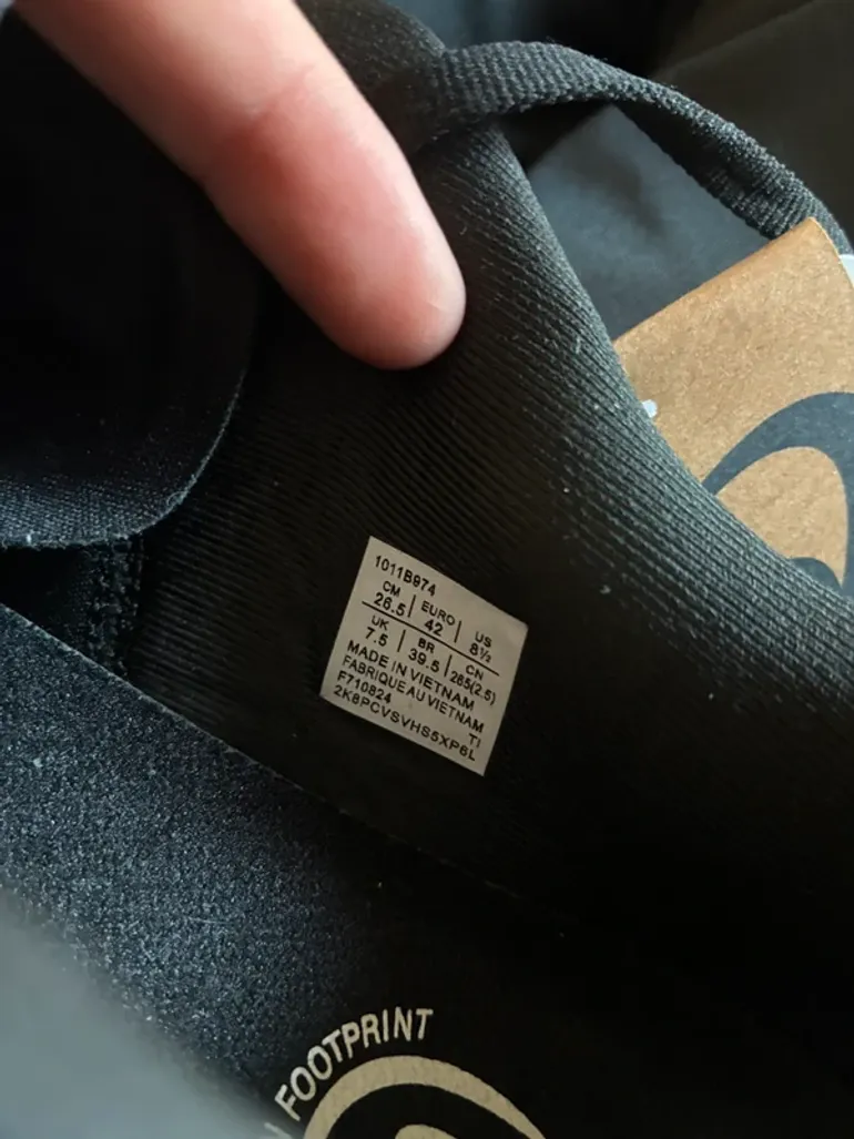 Used Asics Novablast 5 bike — image 3 of 5