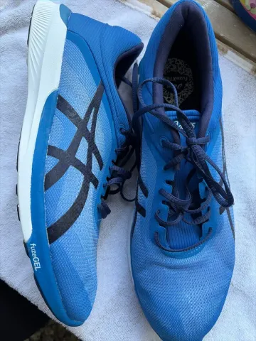 Used Asics FuzeX Running Shoes