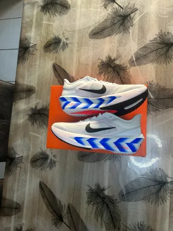 Used Nike Zoom Fly bike — image 2 of 5