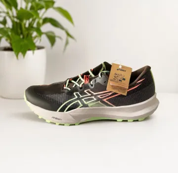 Used Asics Fuji Lite 7 Running Shoes