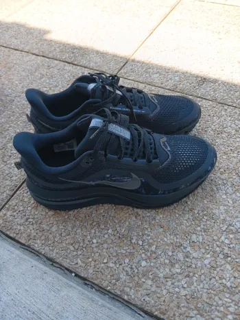 Used Premium Air Zoom Pegasus bike — image 2 of 2