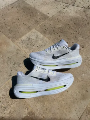 Used Premium Vomero Running Shoes