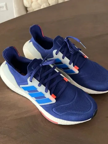 Used Adidas Ultra Boost 22 Legacy Indigo Turbo bike — image 2 of 13