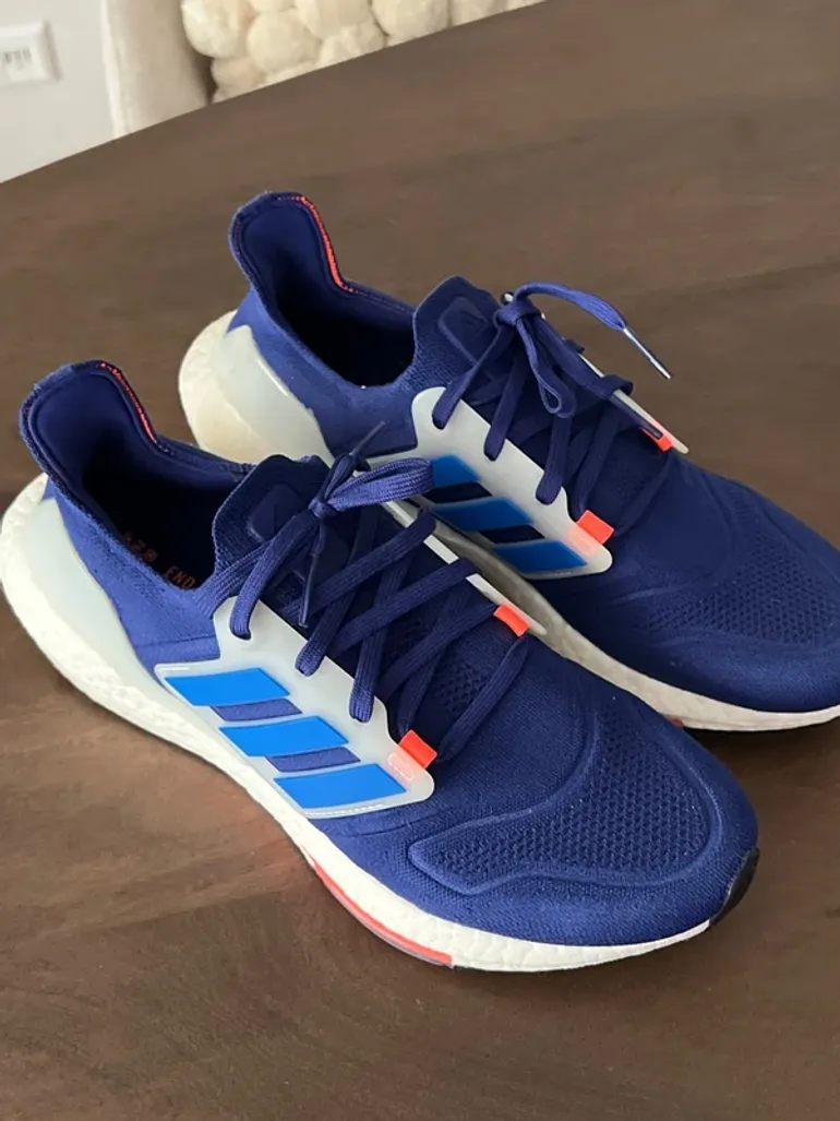 Used Adidas Ultra Boost 22 Legacy Indigo Turbo bike — image 2 of 13