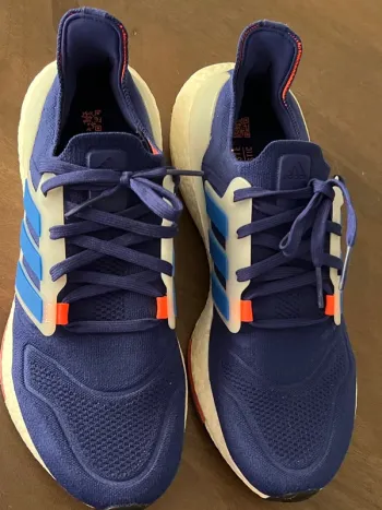 Used Adidas Ultra Boost 22 Legacy Indigo Turbo bike — image 3 of 13