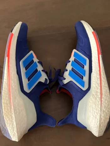 Used Adidas Ultra Boost 22 Legacy Indigo Turbo bike — image 11 of 13