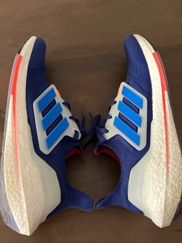 Used Adidas Ultra Boost 22 Legacy Indigo Turbo bike — image 11 of 13
