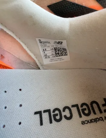 New Balance Fuelcell Rebel v4 bike d'occasion — image 8 sur 9