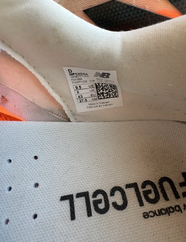 New Balance Fuelcell Rebel v4 bike d'occasion — image 8 sur 9