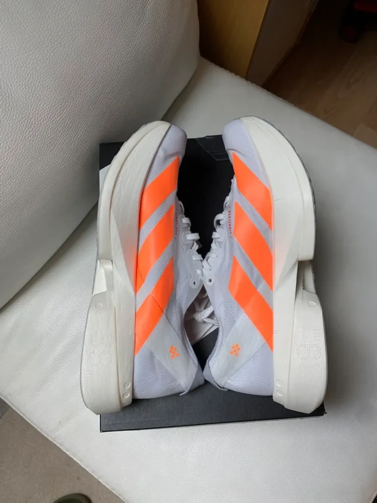 Used Adidas Adios Pro 4 bike — image 5 of 9