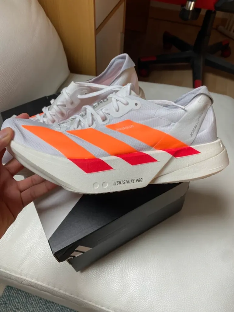 Used Adidas Adios Pro 4 bike — image 2 of 9