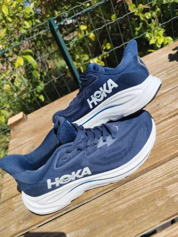 Used Hoka Running Shoes bike — image 1 of 6