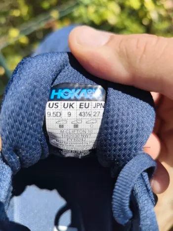 Used Hoka Running Shoes bike — image 6 of 6