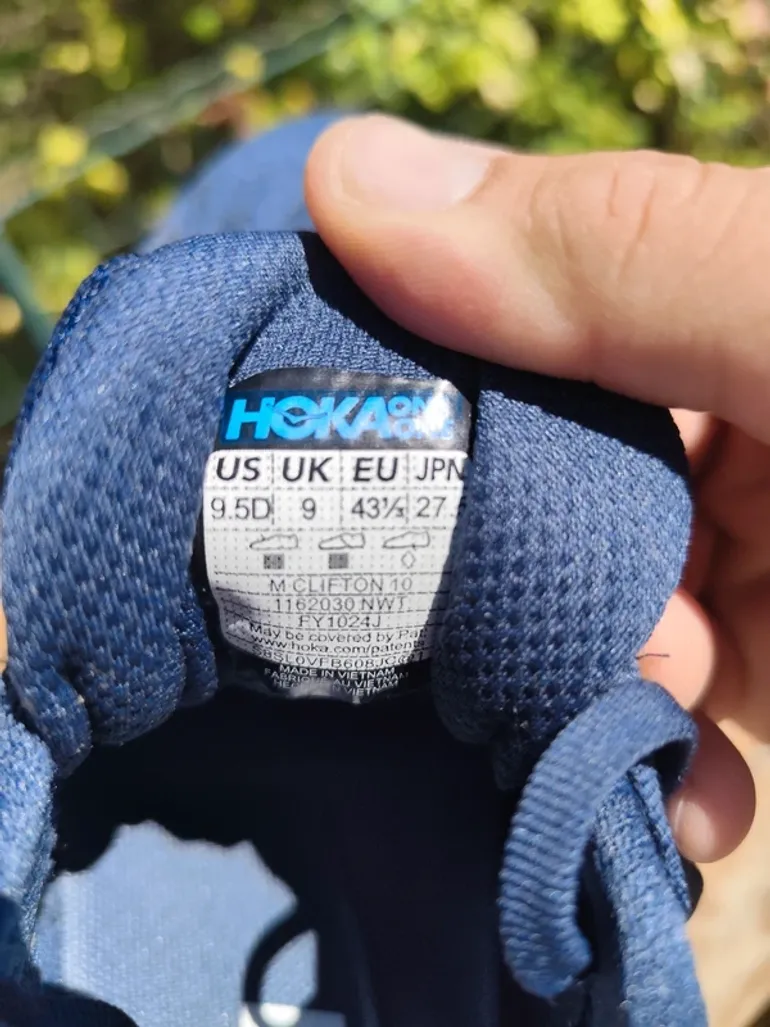 Used Hoka Running Shoes bike — image 6 of 6