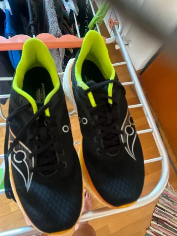 Used Saucony Endorphin Speed 5 bike — image 10 of 12