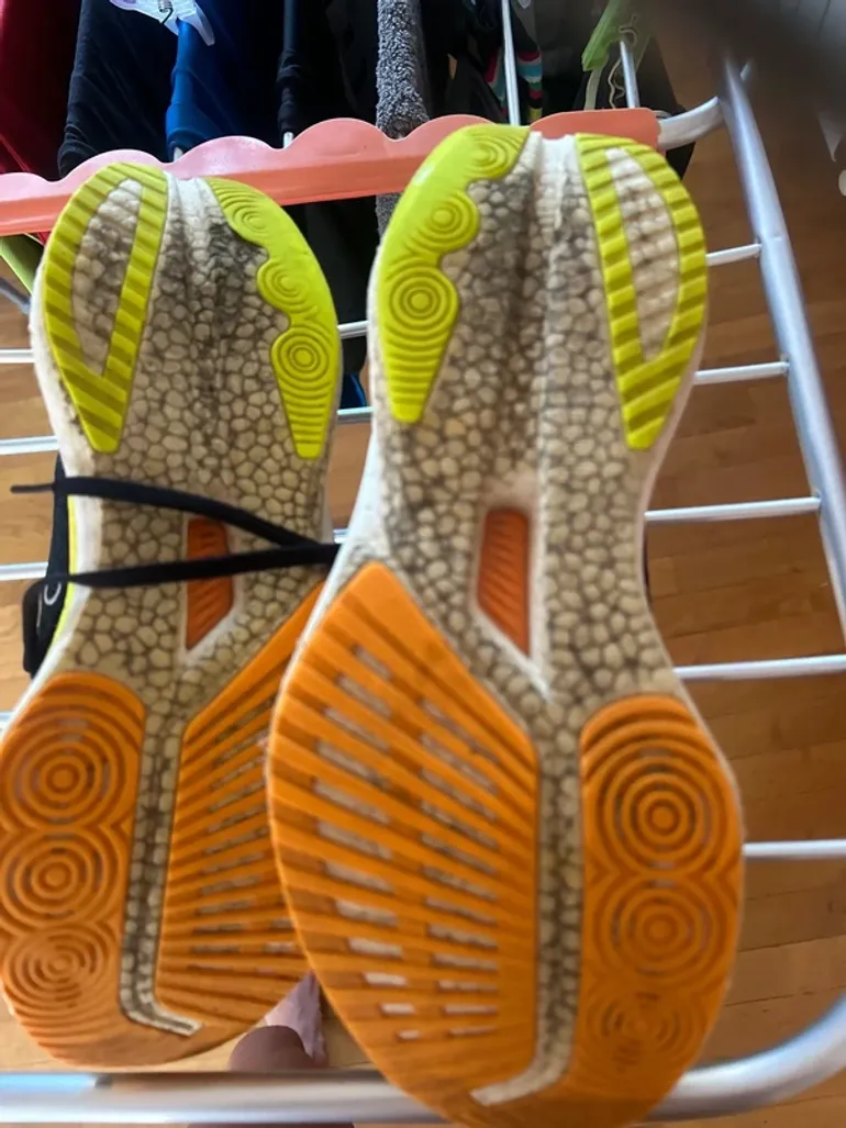 Used Saucony Endorphin Speed 5 bike — image 9 of 12
