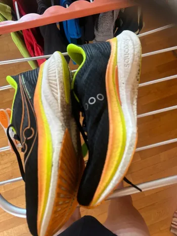 Used Saucony Endorphin Speed 5 bike — image 8 of 12