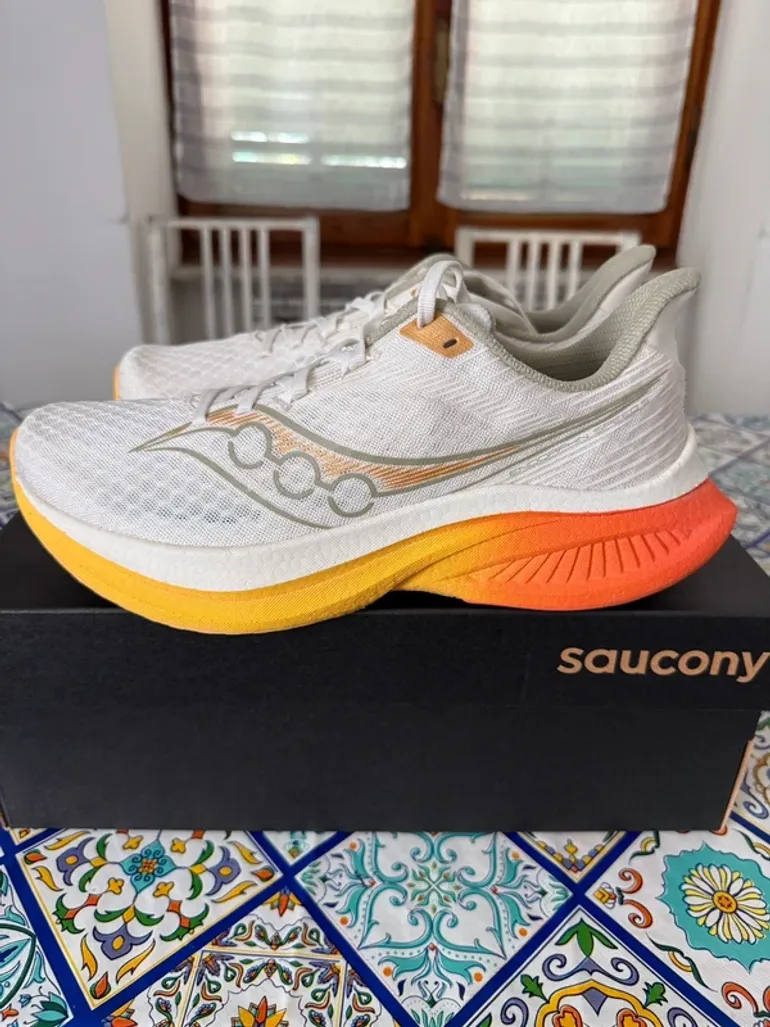 Used Saucony Endorphin Speed 5 2026 bike — image 2 of 8