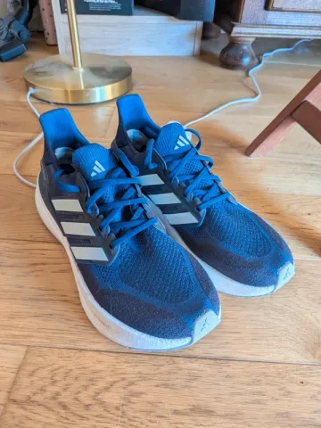 Gebrauchtes Adidas Ultraboost 5 Running Shoes