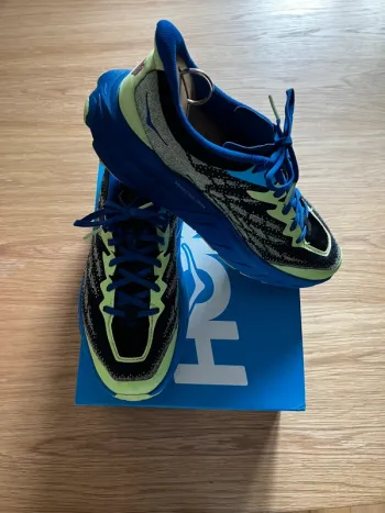 Hoka Speedgoat 5 bike usato — immagine 2 di 9