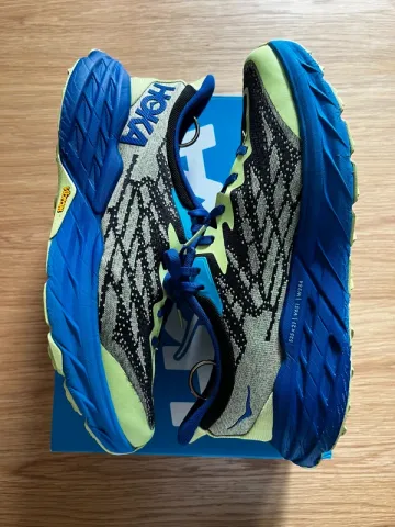 Hoka Speedgoat 5 Running Shoes usato
