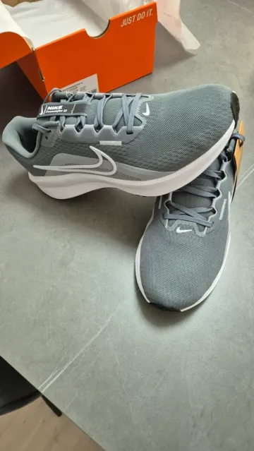 Used Ideal Downshifter 13 Running Shoes