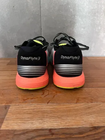 Używany Asics DynaFlyte 3 bike — zdjęcie 2 z 8
