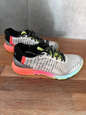 Used Asics DynaFlyte 3 Running Shoes