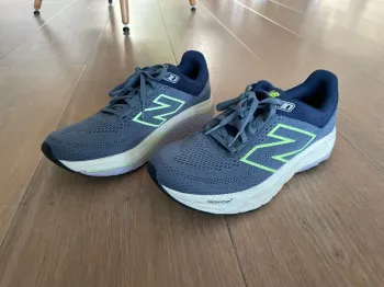 Used New Balance 860 Fresh Foam bike — image 1 of 8