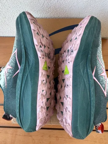 Used Asics Trabuco Max 4 bike — image 6 of 6