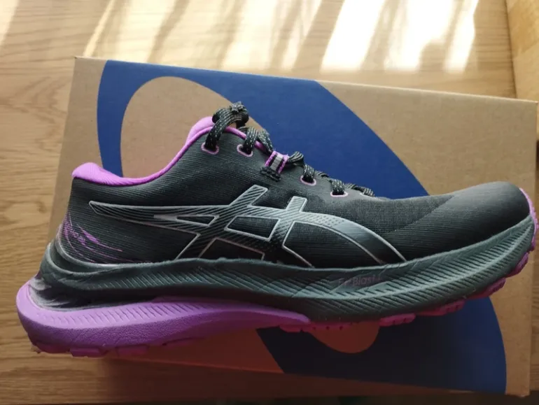 Used Asics Gel Kayano 29 Lite Show bike — image 7 of 8
