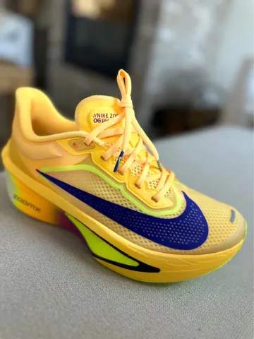 Used Nike Zoom Fly 6 Running Shoes