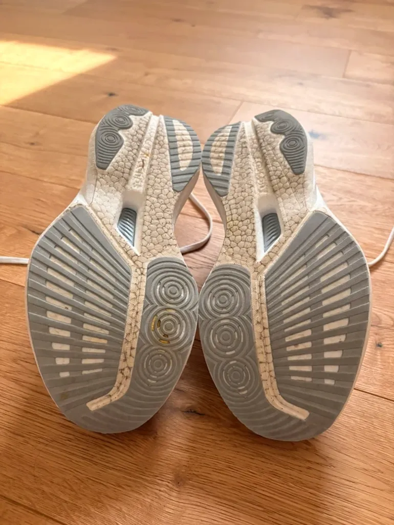 Used Saucony Endorphin Speed 5 bike — image 6 of 7