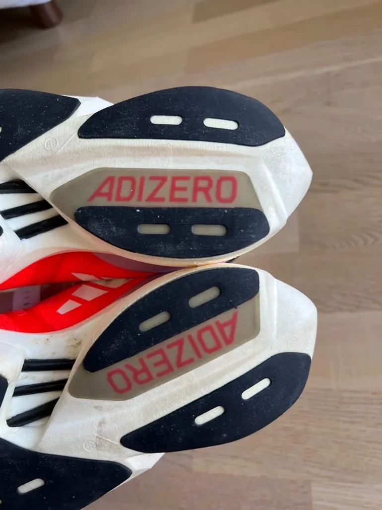 Used Adidas Adizero Adios Pro 3 bike — image 9 of 15