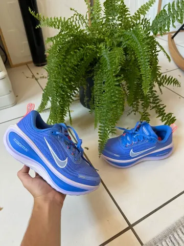 Used Nike Vomero Plus Running Shoes