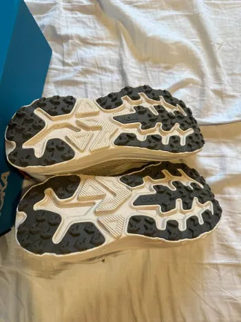 Used Hoka Challenger bike — image 3 of 5