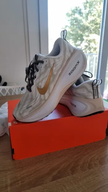 Used Nike Vomero Plus bike — image 2 of 5