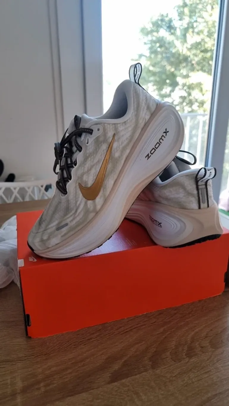 Used Nike Vomero Plus bike — image 2 of 5