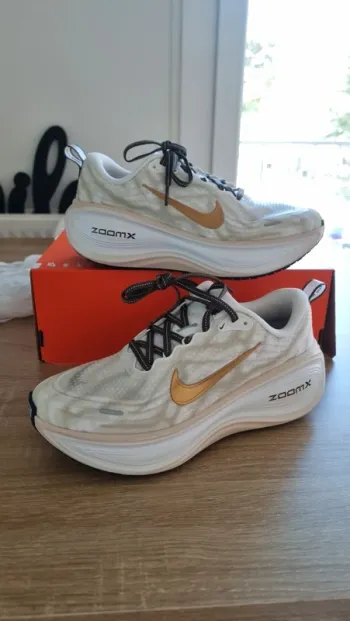 Used Nike Vomero Plus bike — image 1 of 5