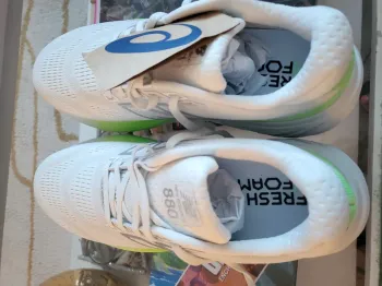 Used New Balance 880 bike — image 5 of 9