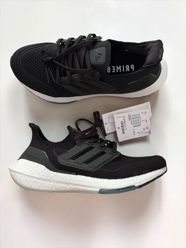 Used Adidas Ultraboost 21 Primeblue bike — image 1 of 3