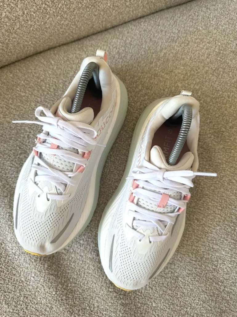 Used Saucony Hurricane 24 bike — image 5 of 13