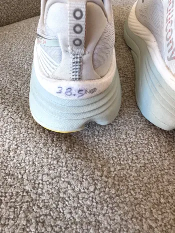 Used Saucony Hurricane 24 bike — image 11 of 13