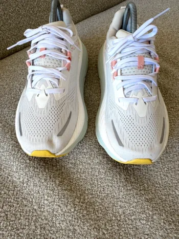Used Saucony Hurricane 24 bike — image 7 of 13