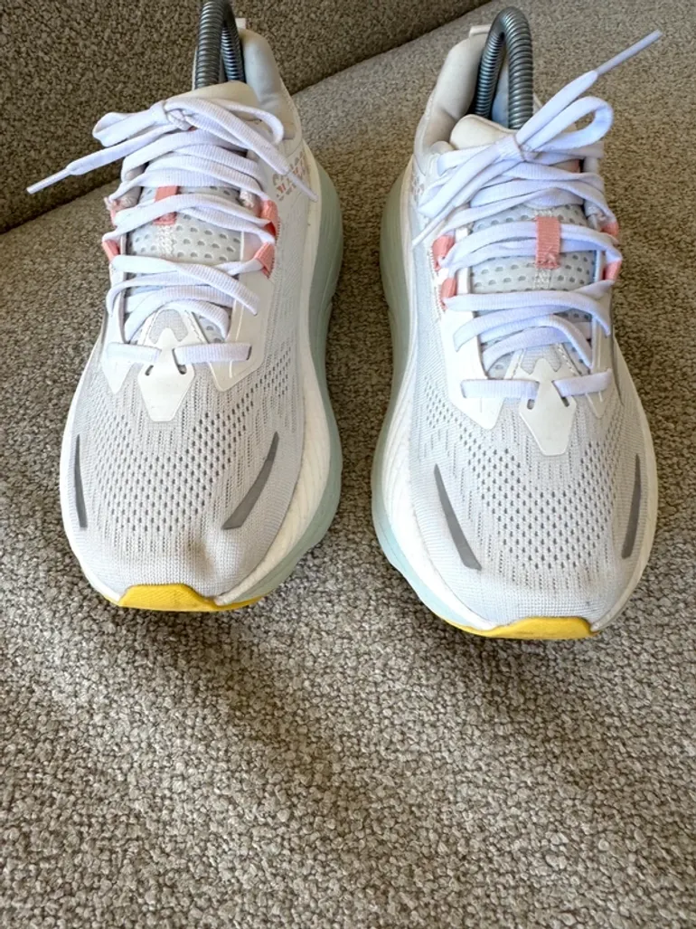 Used Saucony Hurricane 24 bike — image 7 of 13