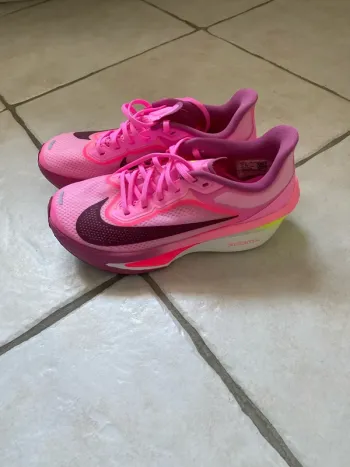 Gebrauchtes Nike Fly 6 bike — Bild 1 von 5